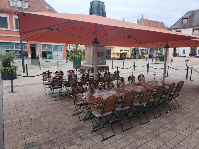 Hotel Zum Goldenen Ochsen Maikammer Buitenkant foto